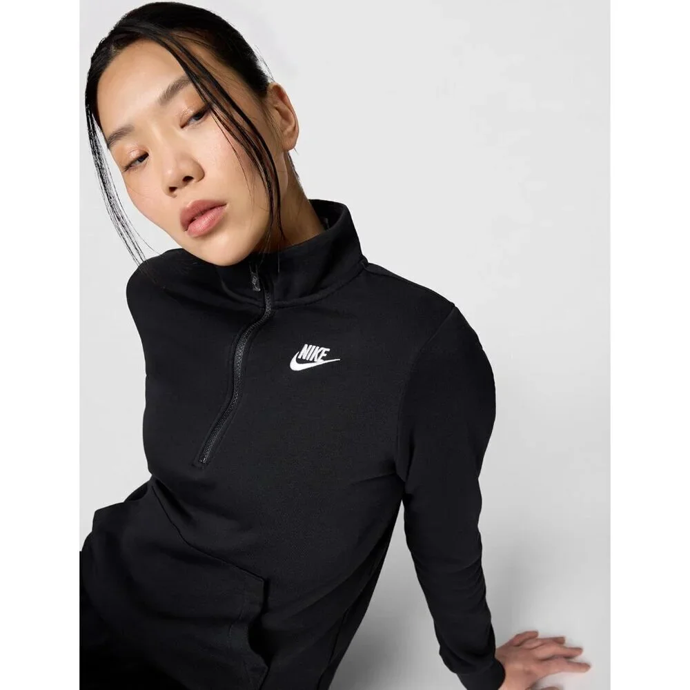Nike color white